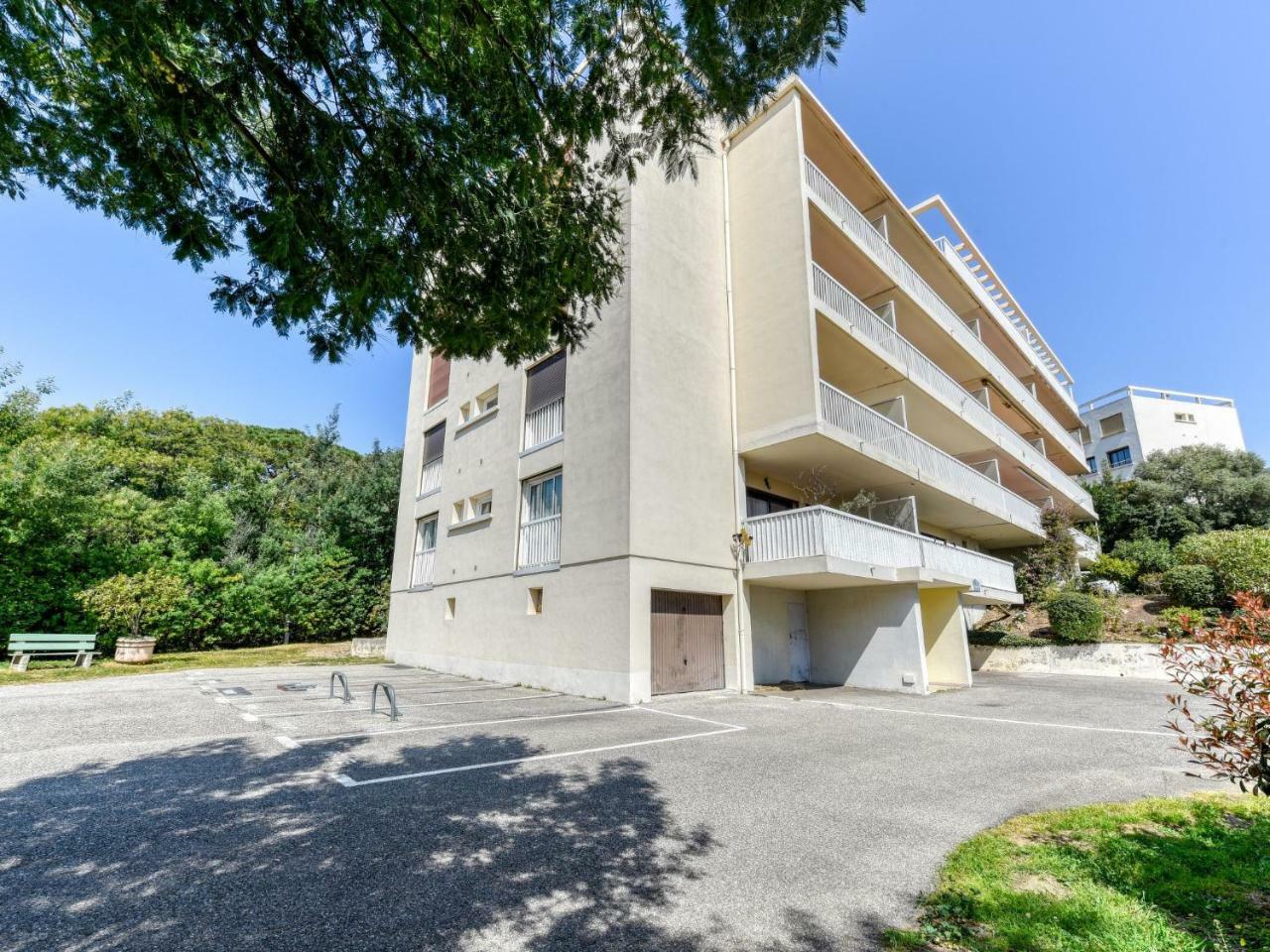 Apartment Les Mimosas-1 By Interhome Cavalaire-sur-Mer Exterior photo